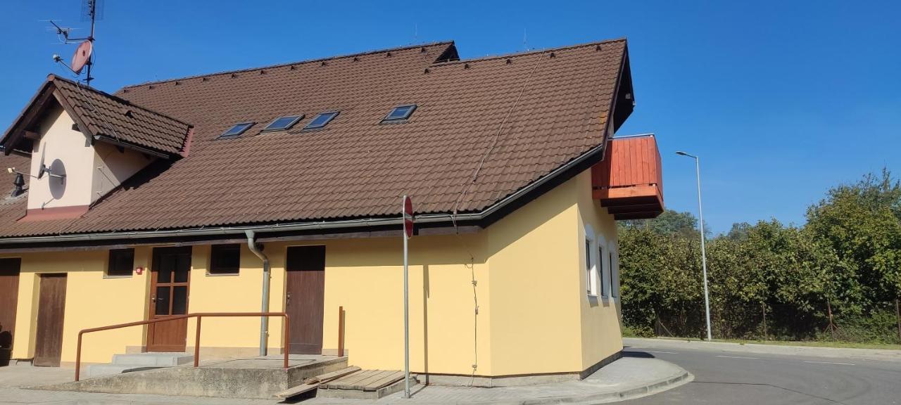 Penzion Bystricka Vsetín Exterior photo